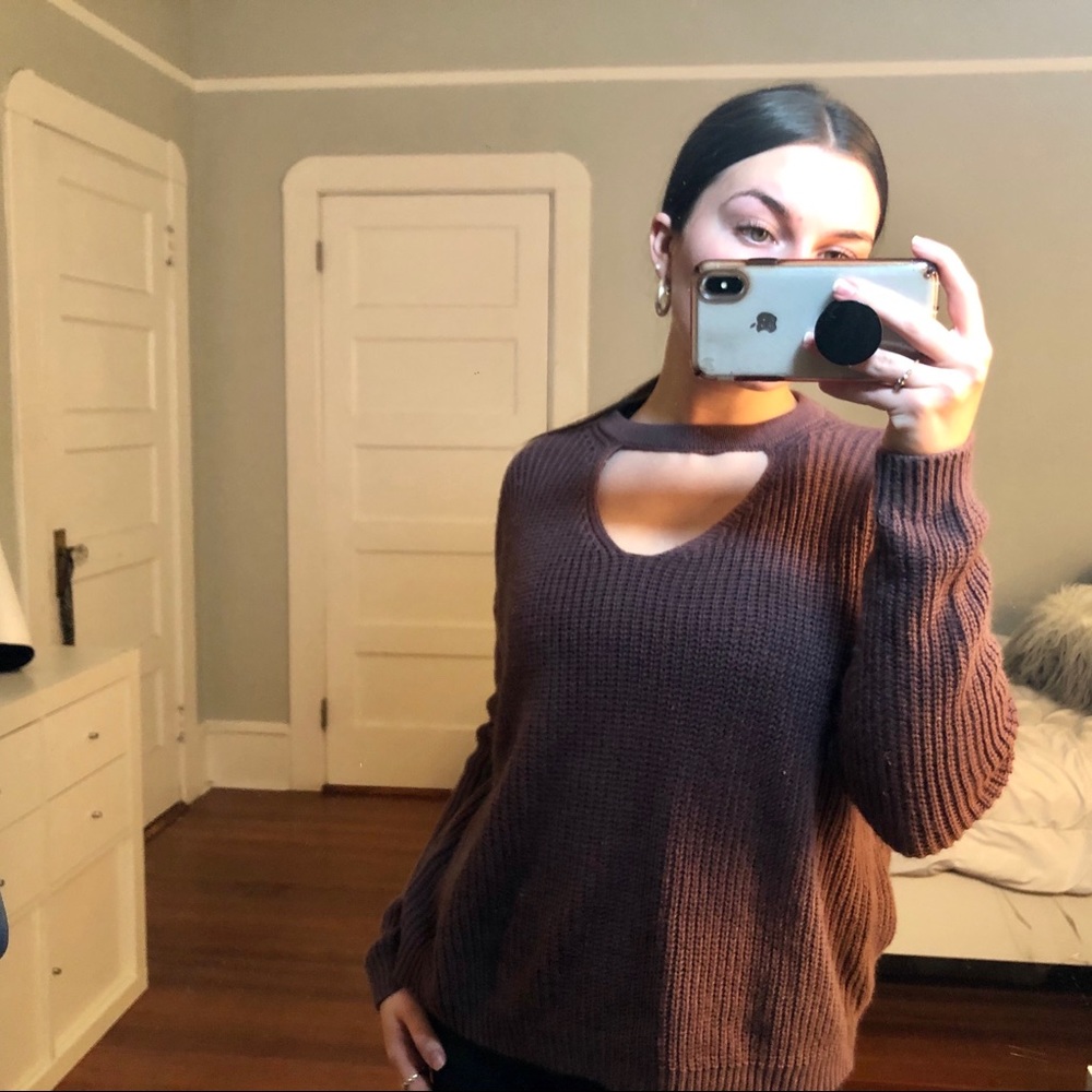 PINK ROSE DARK PURPLE KNIT SWEATER W/CUT-OUT TOP